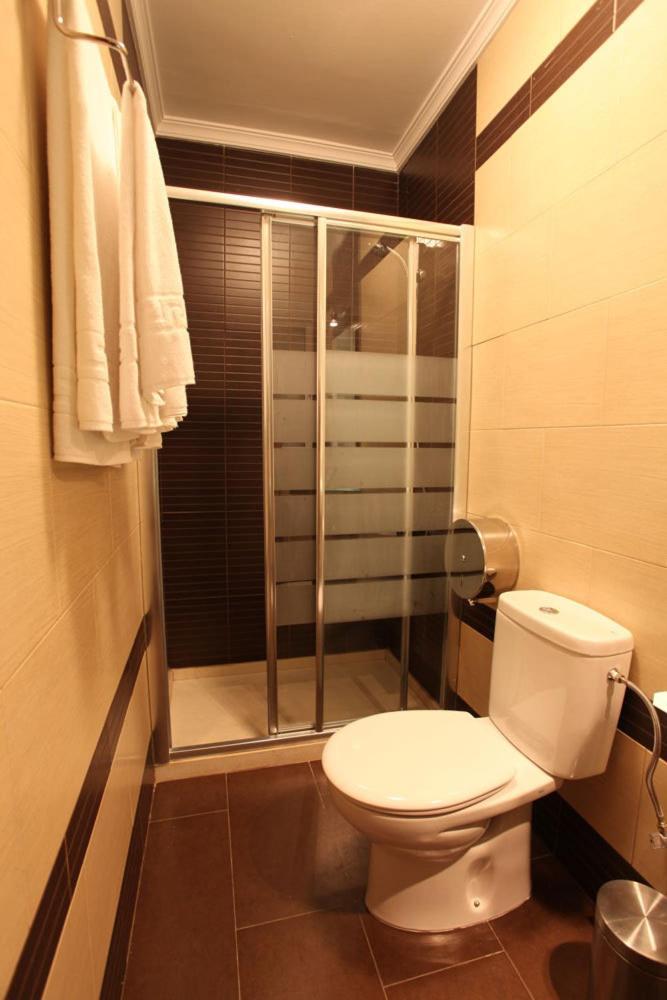 Hostal Zurbaran Llerena Ngoại thất bức ảnh