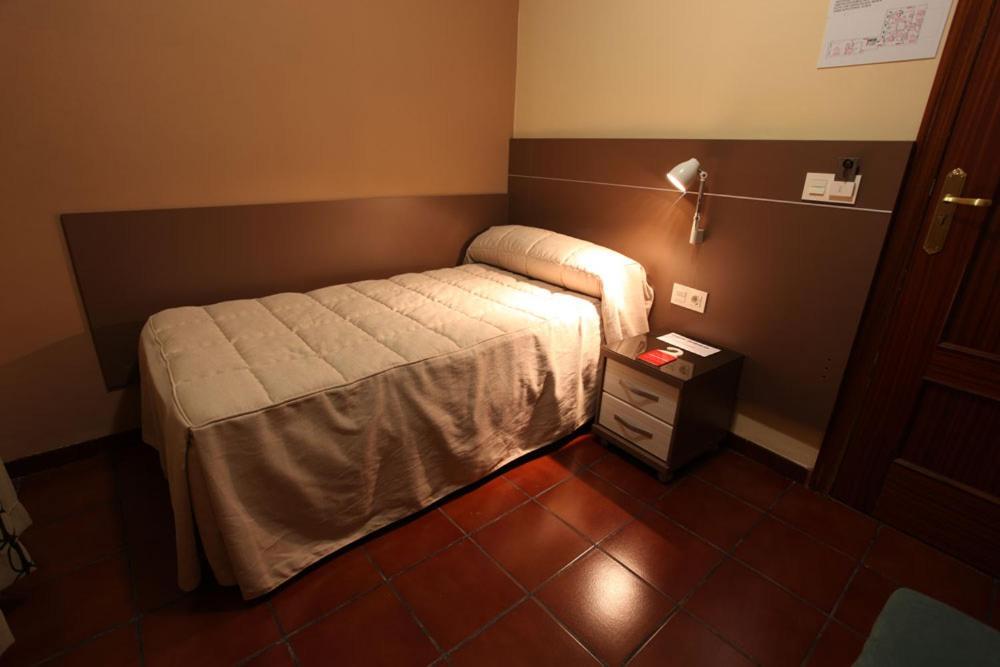 Hostal Zurbaran Llerena Ngoại thất bức ảnh